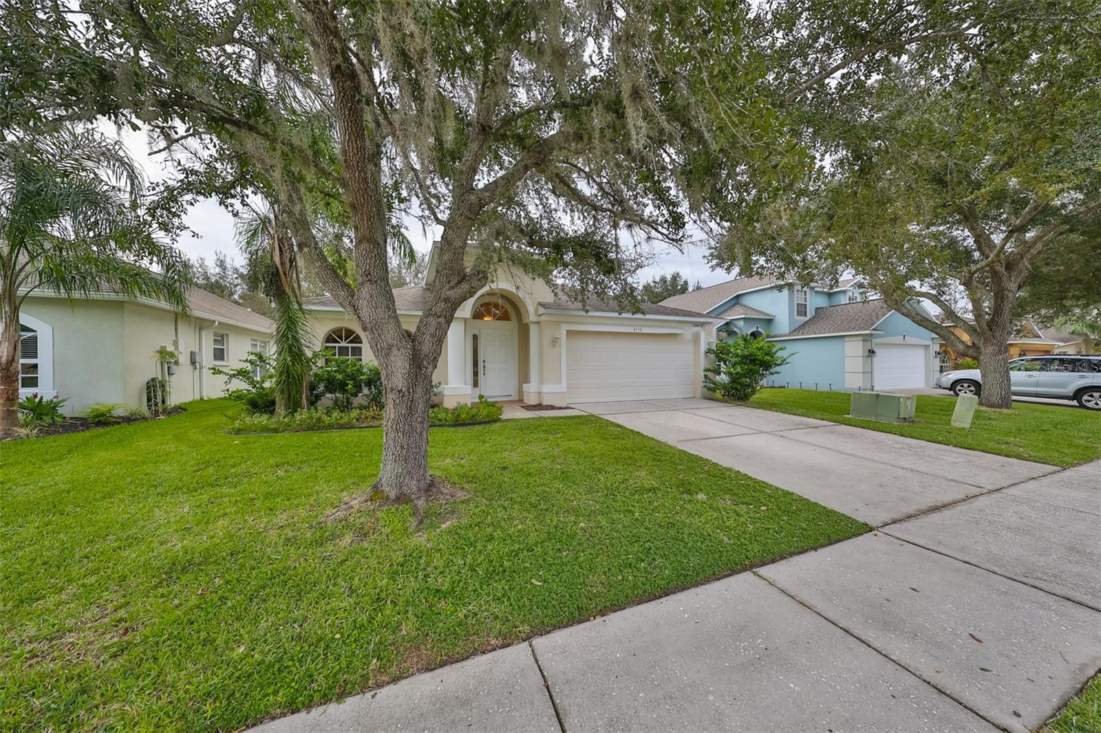 Photo 4 of 4550 LISETTE CIR