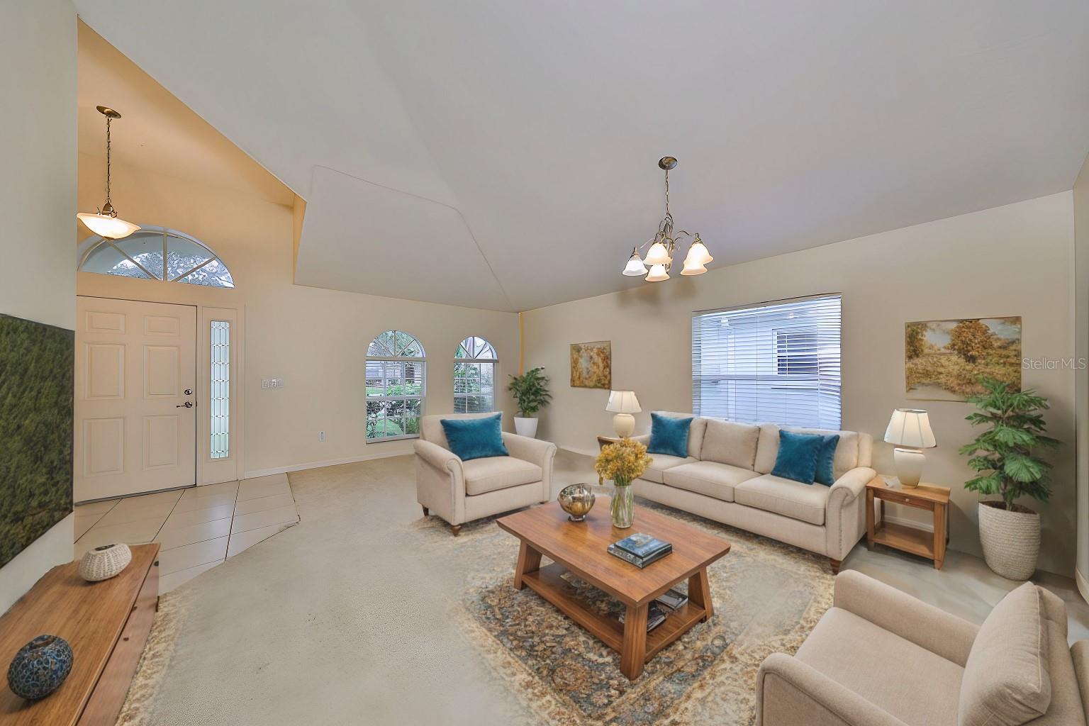 Photo 7 of 4550 LISETTE CIR