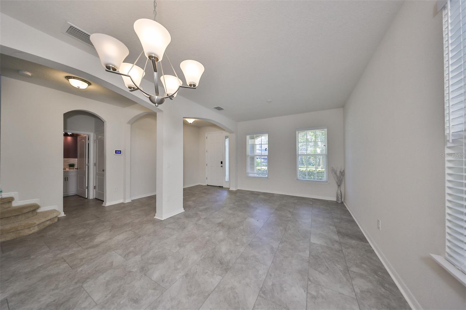 Photo 4 of 11115 SPRING POINT CIR
