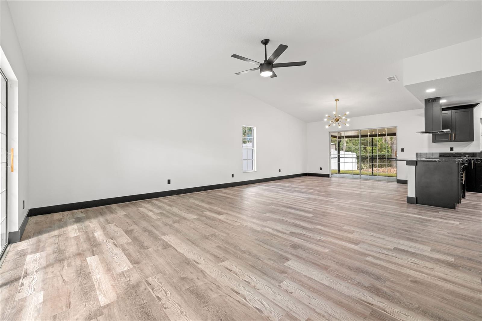 Photo 6 of 1434 CLARION DR