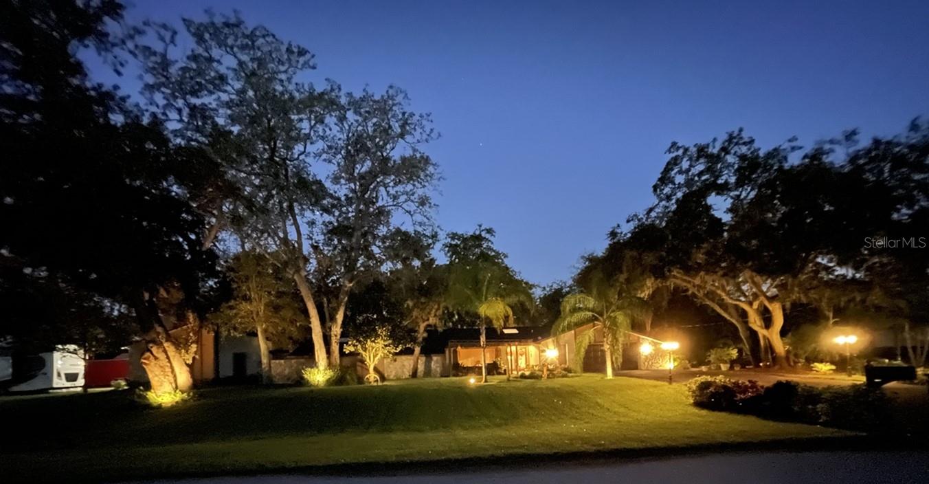 Photo of 6207 RIDGE TOP DR