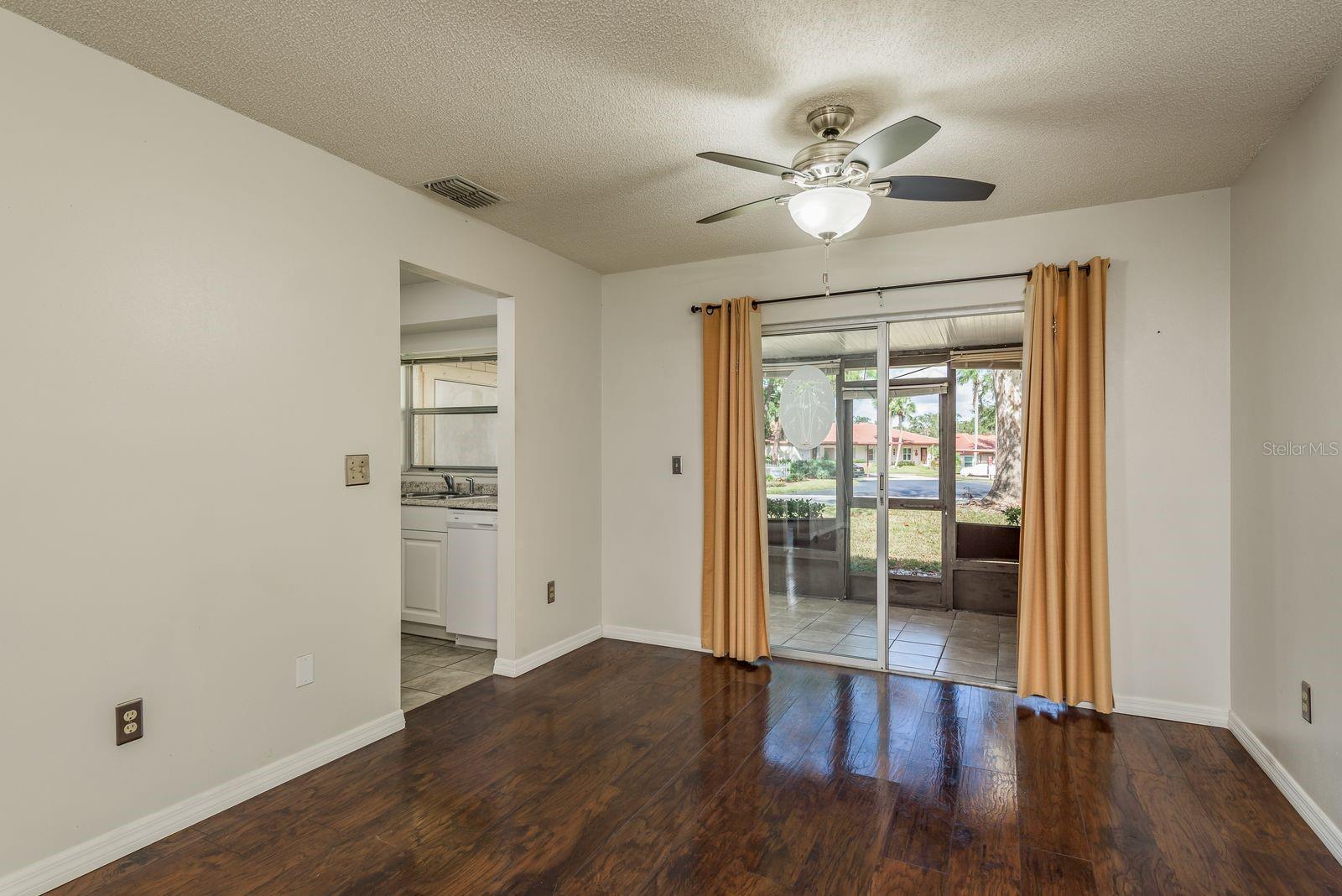 Photo 5 of 1102 TARRIDON CT