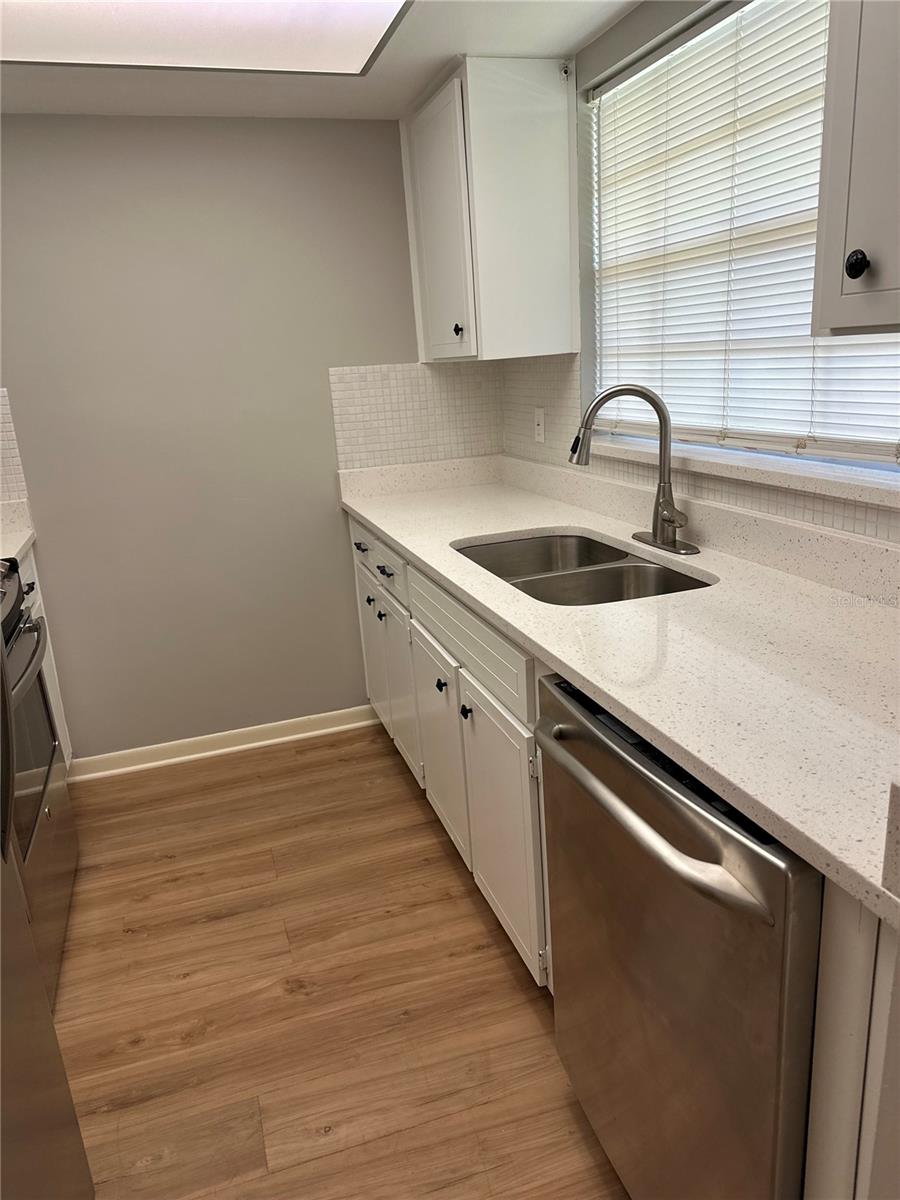 Photo 3 of 1701 PINEHURST RD #31C