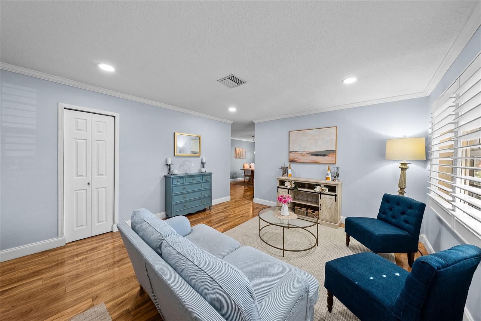 Photo 5 of 6041 16TH LN NE