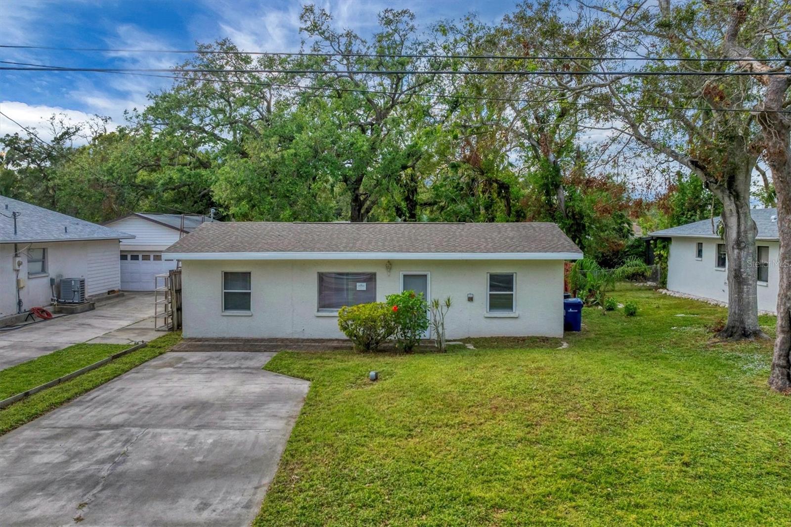 Photo 2 of 4620 VIOLET AVE