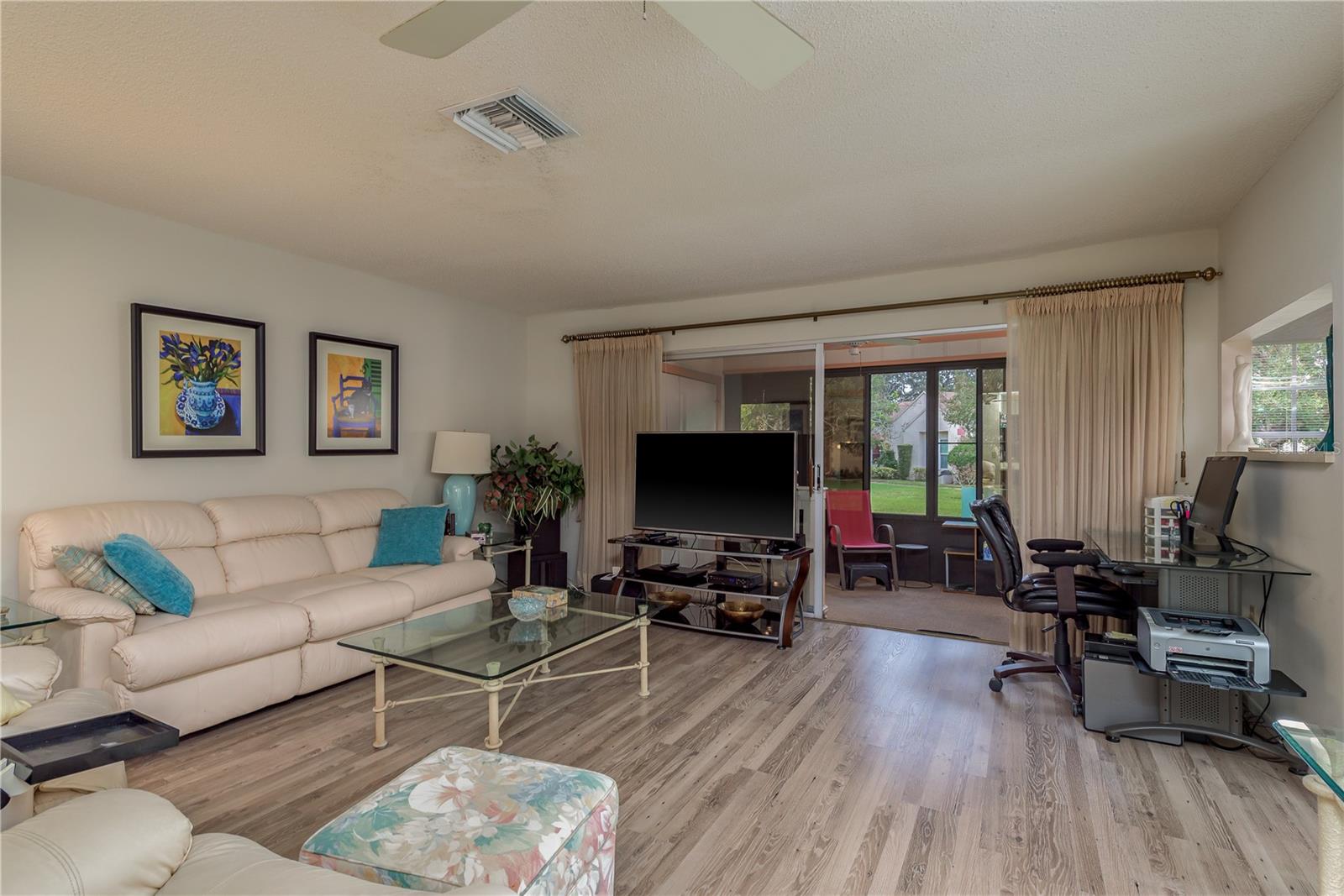 Photo 5 of 11337 VERSAILLES LN #F