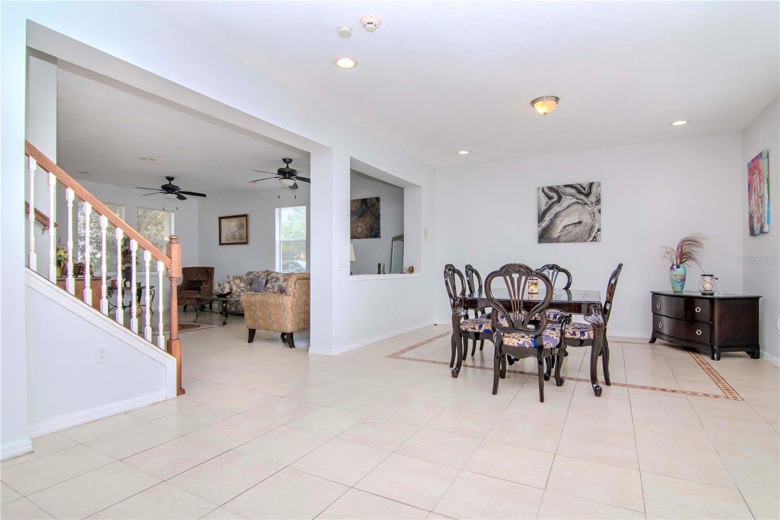 Photo 4 of 10454 RIVER BREAM DR