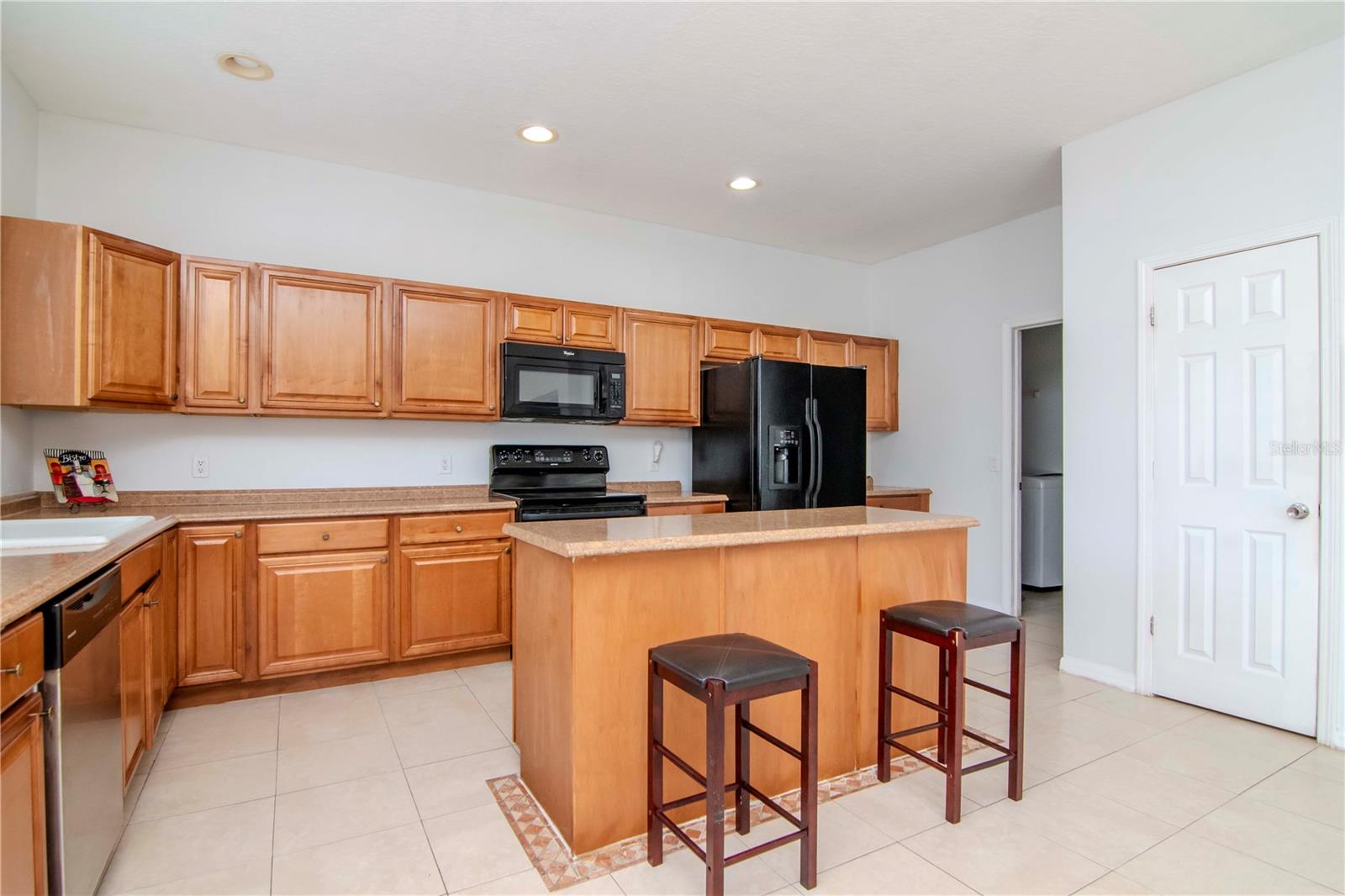 Photo 6 of 10454 RIVER BREAM DR