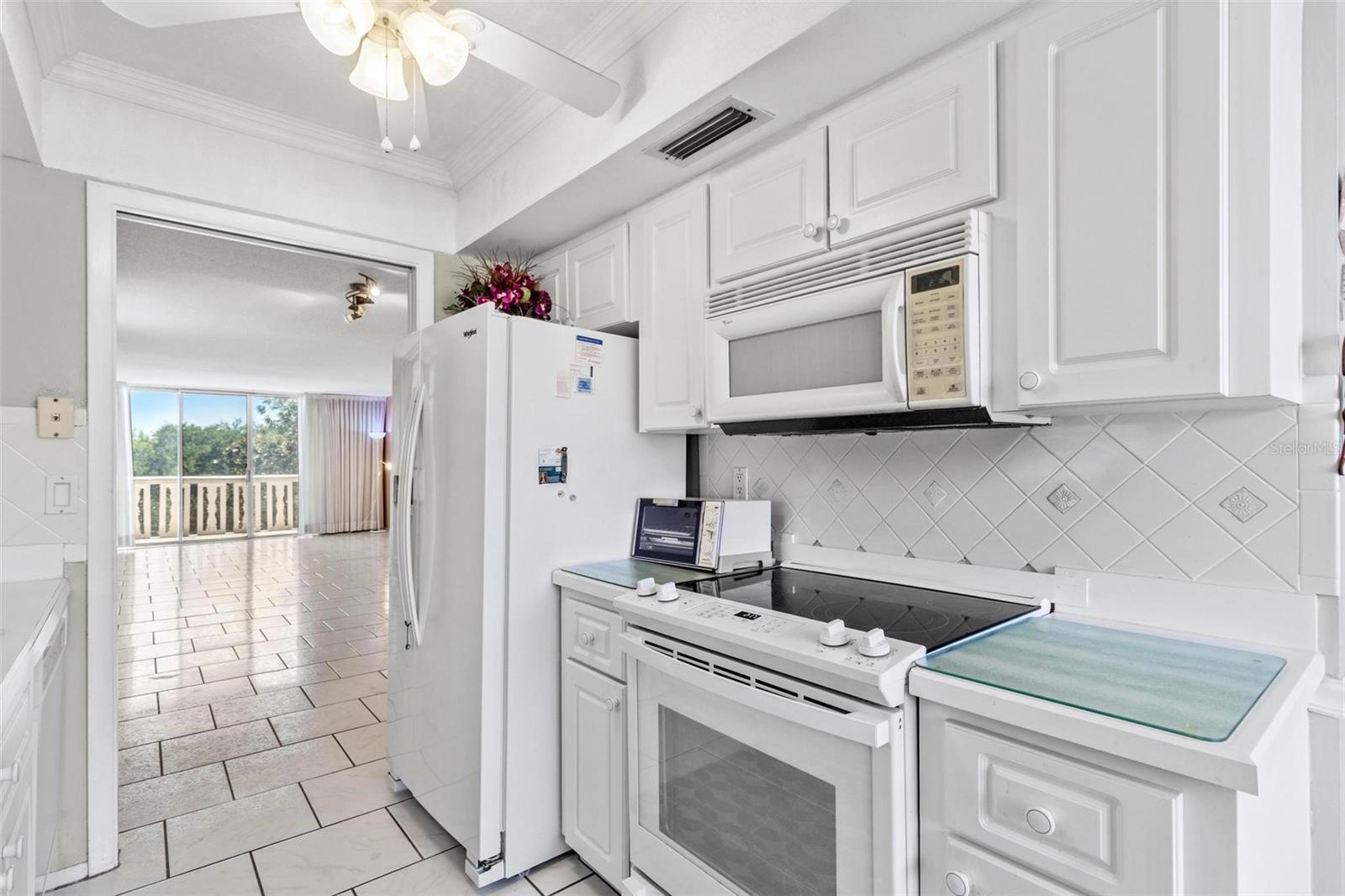 Photo 4 of 2650 PEARCE DR #403