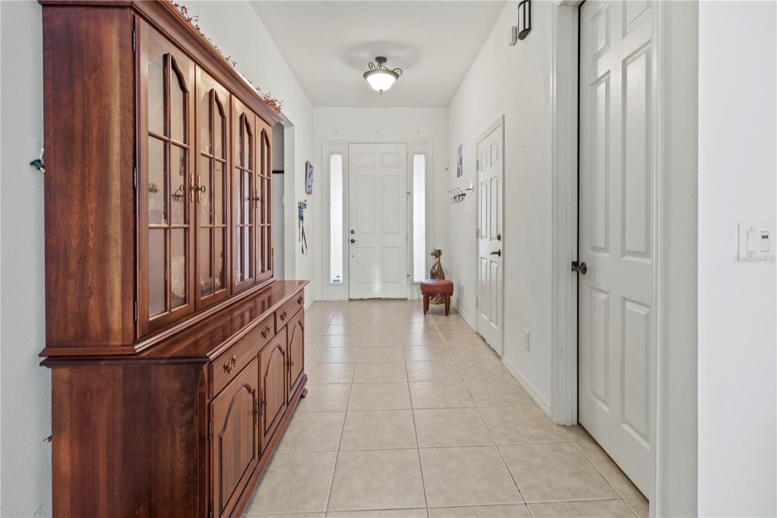 Photo 2 of 4121 70TH STREET CIR E