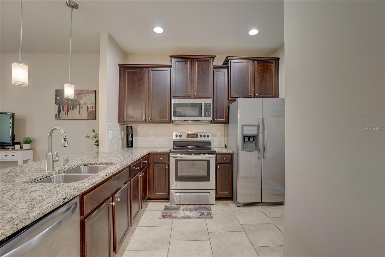 Photo 4 of 6436 BOXGROVE DR