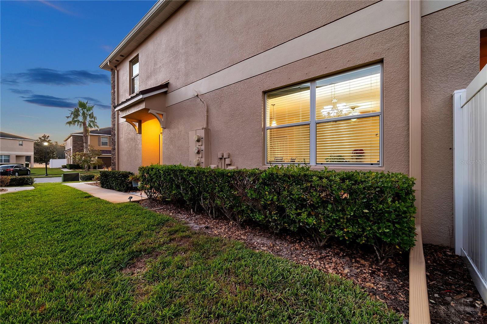 Photo 5 of 11922 GREENGATE DR