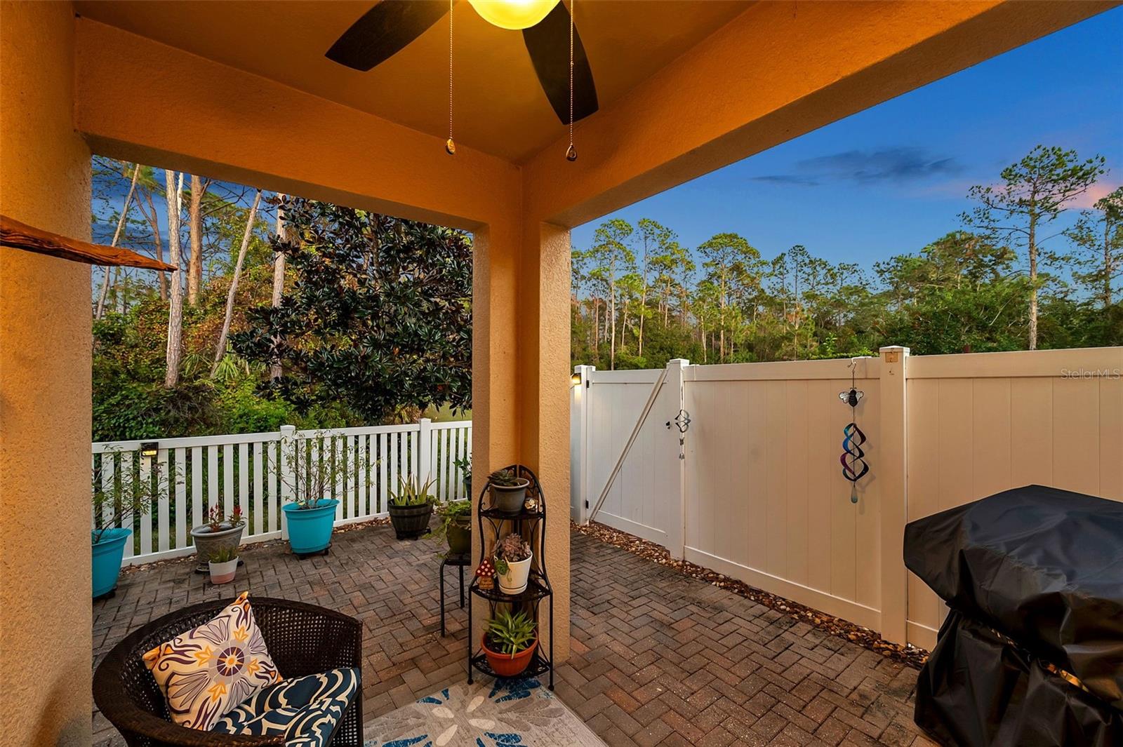 Photo 6 of 11922 GREENGATE DR