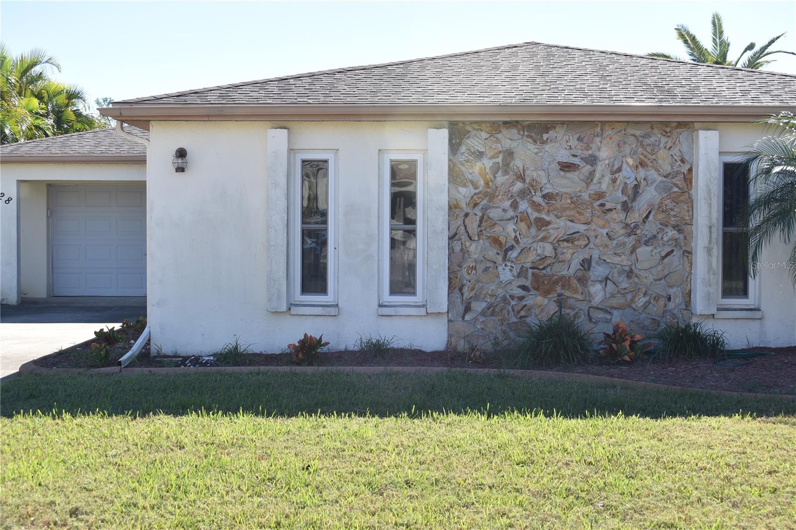 Photo 6 of 7028 SOUTHWIND DR