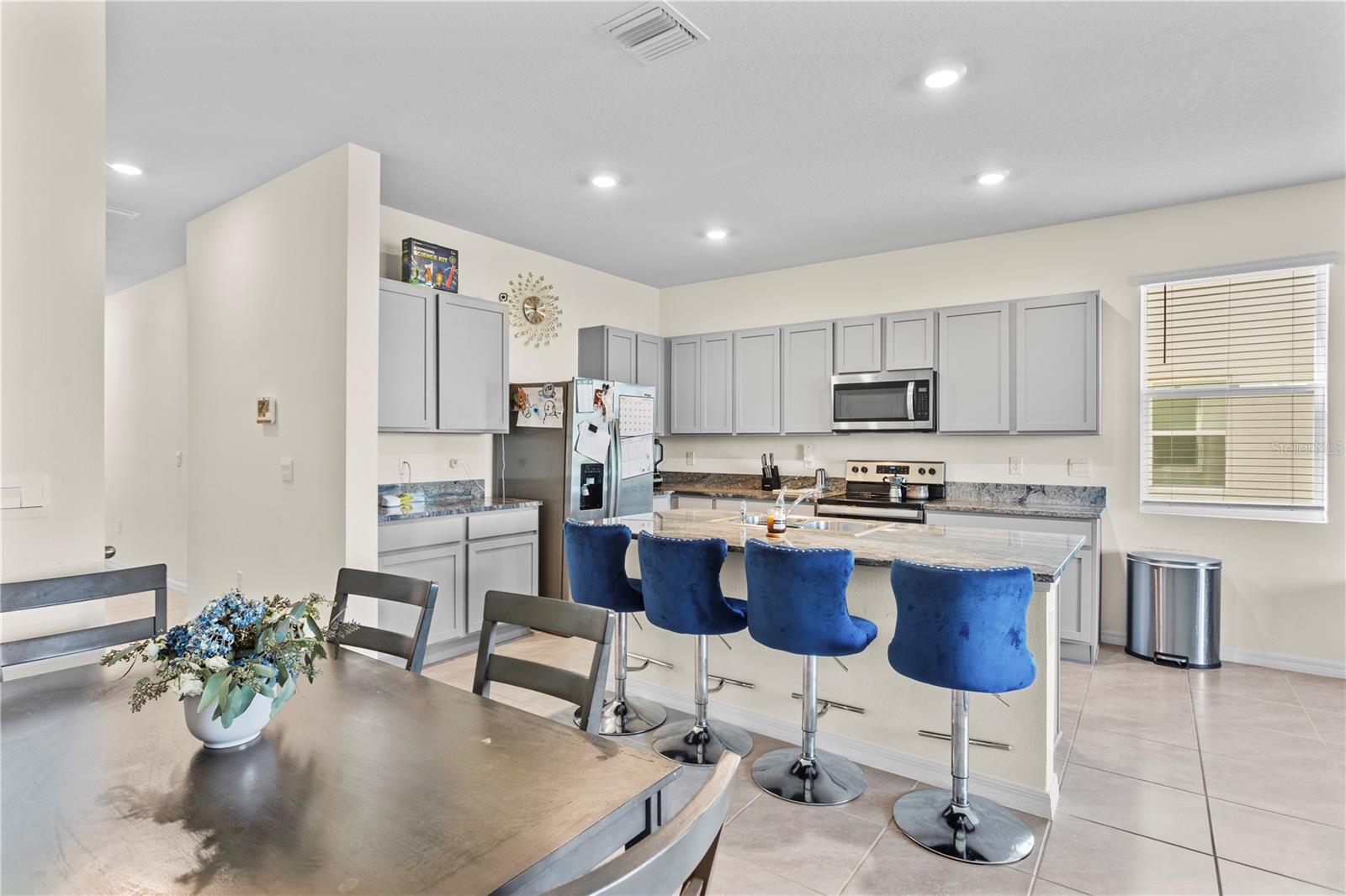 Photo 5 of 33055 TULIP PETAL LN