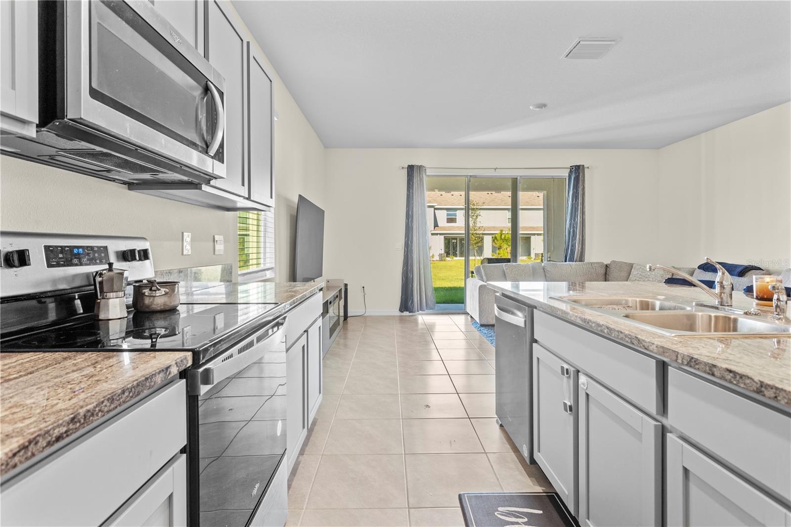 Photo 6 of 33055 TULIP PETAL LN
