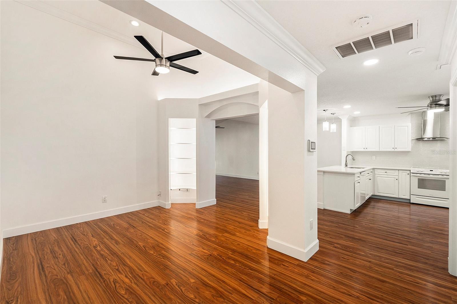 Photo 6 of 11507 ORILLA DEL RIO PL