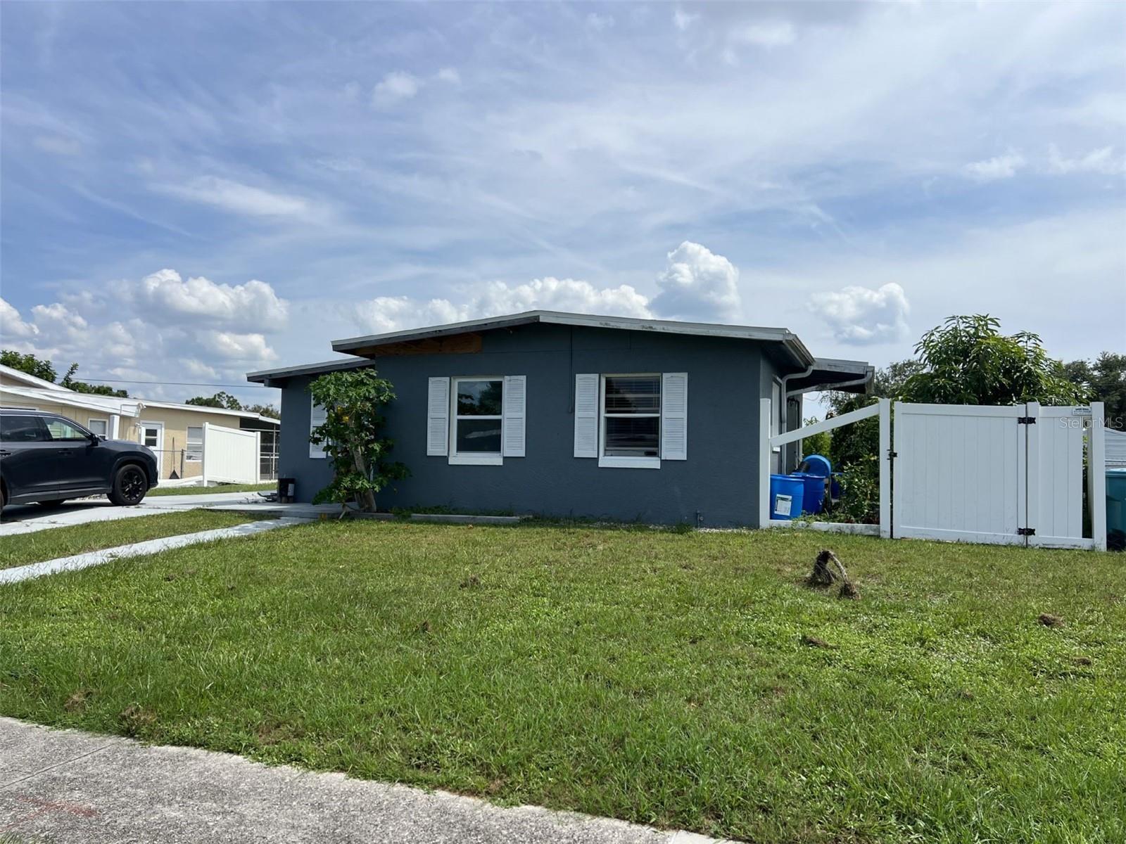 Photo of 21487 MALLORY AVE