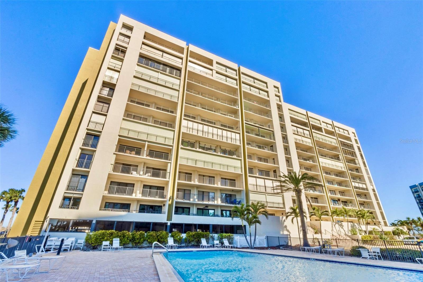 Photo of 1480 GULF BLVD #1107