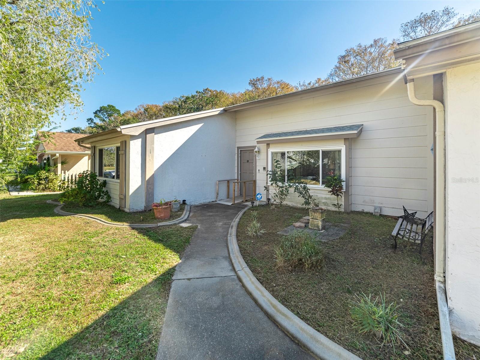 Photo 3 of 12114 CLEARBROOK LN