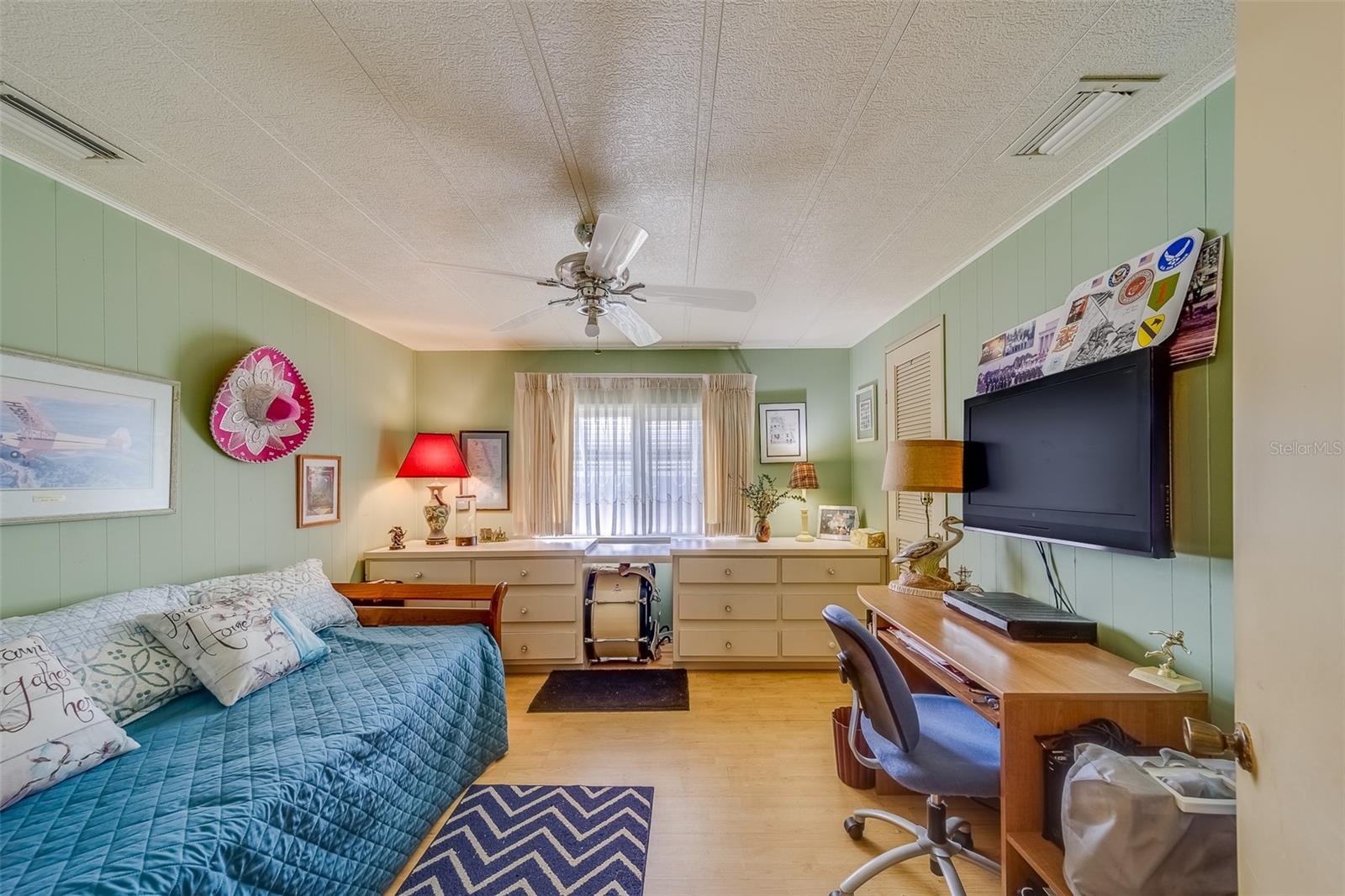 Photo 4 of 12501 ULMERTON RD #241