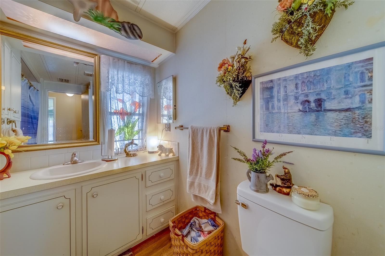 Photo 5 of 12501 ULMERTON RD #241