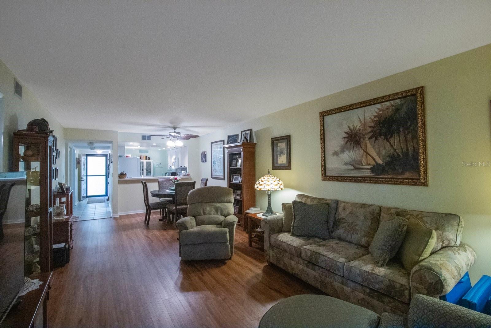 Photo 4 of 11485 OAKHURST RD #A203