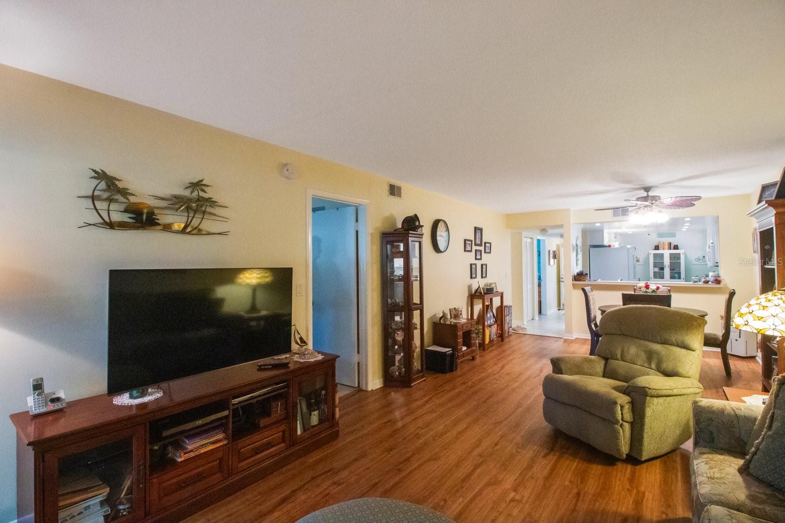 Photo 5 of 11485 OAKHURST RD #A203