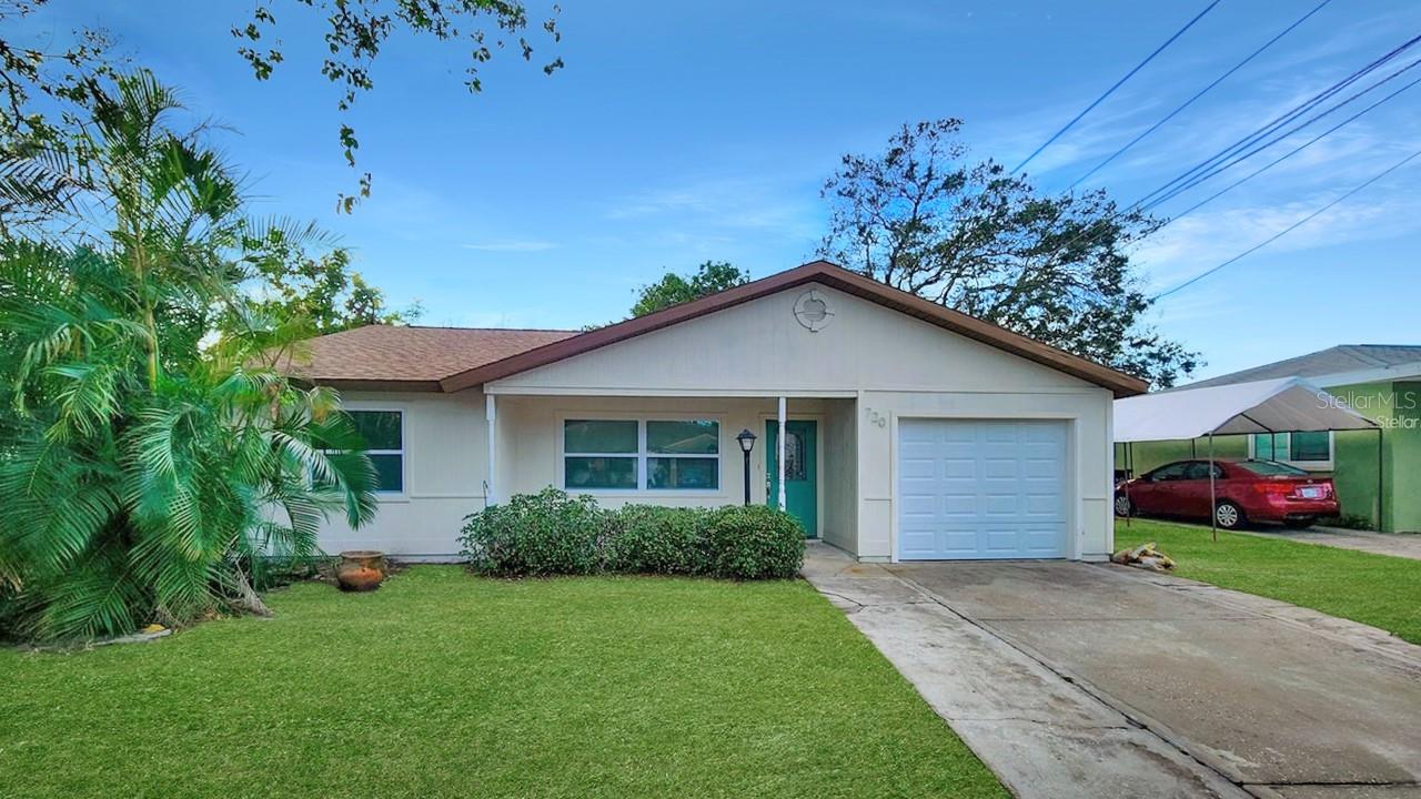 Photo of 720 LAKE PALMS DR