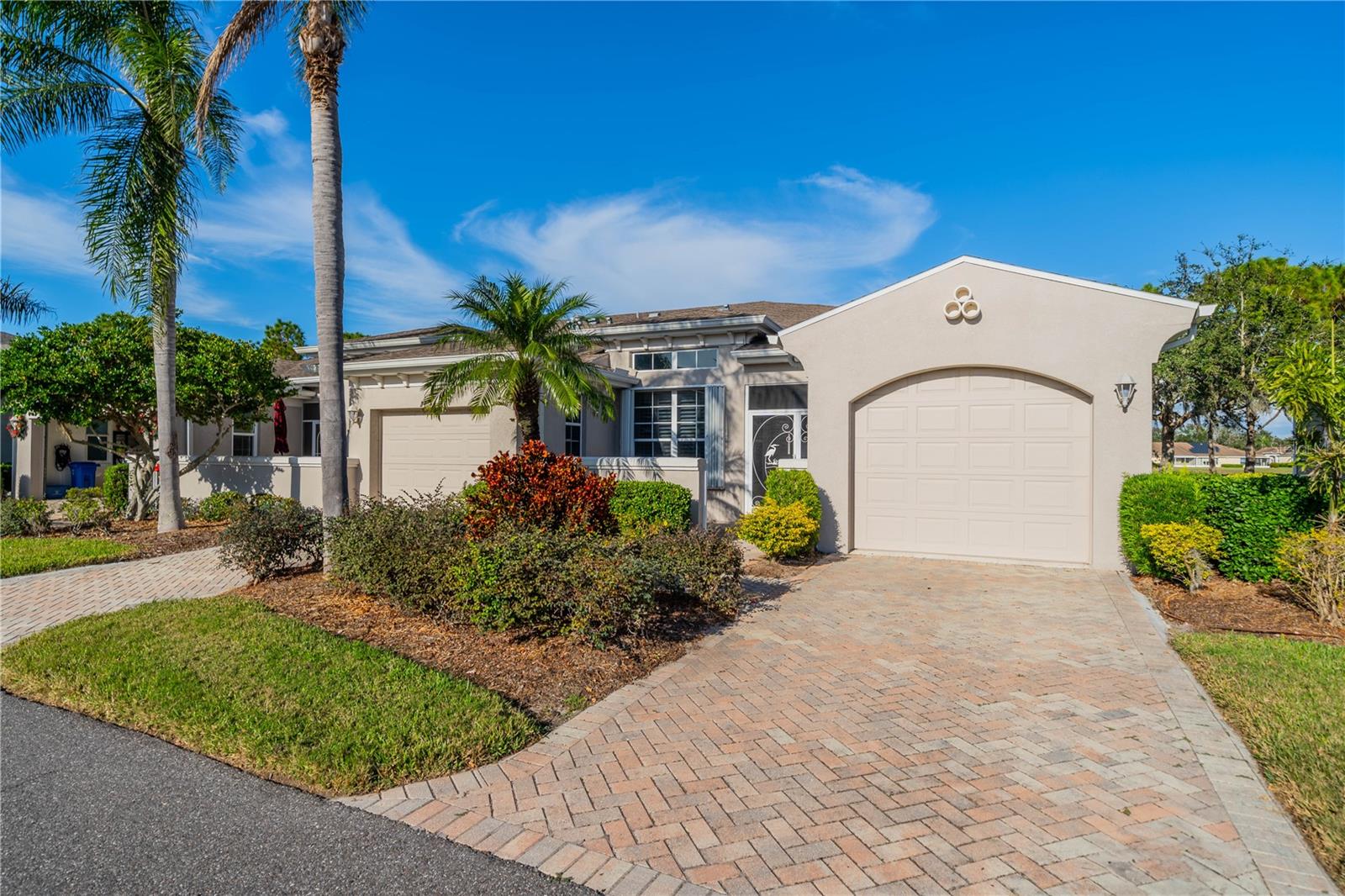 Photo of 2463 KENSINGTON GREENS DR