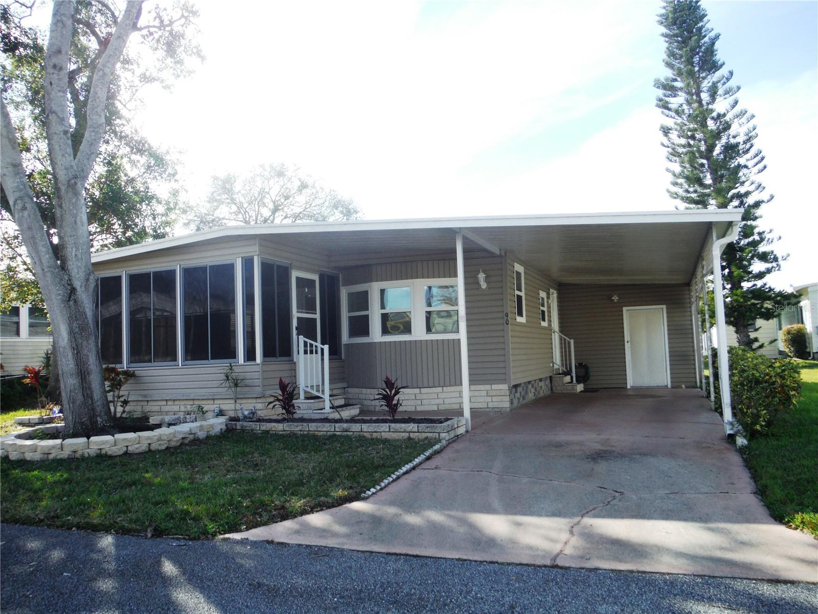 Photo of 90 CHESTNUT DR #11