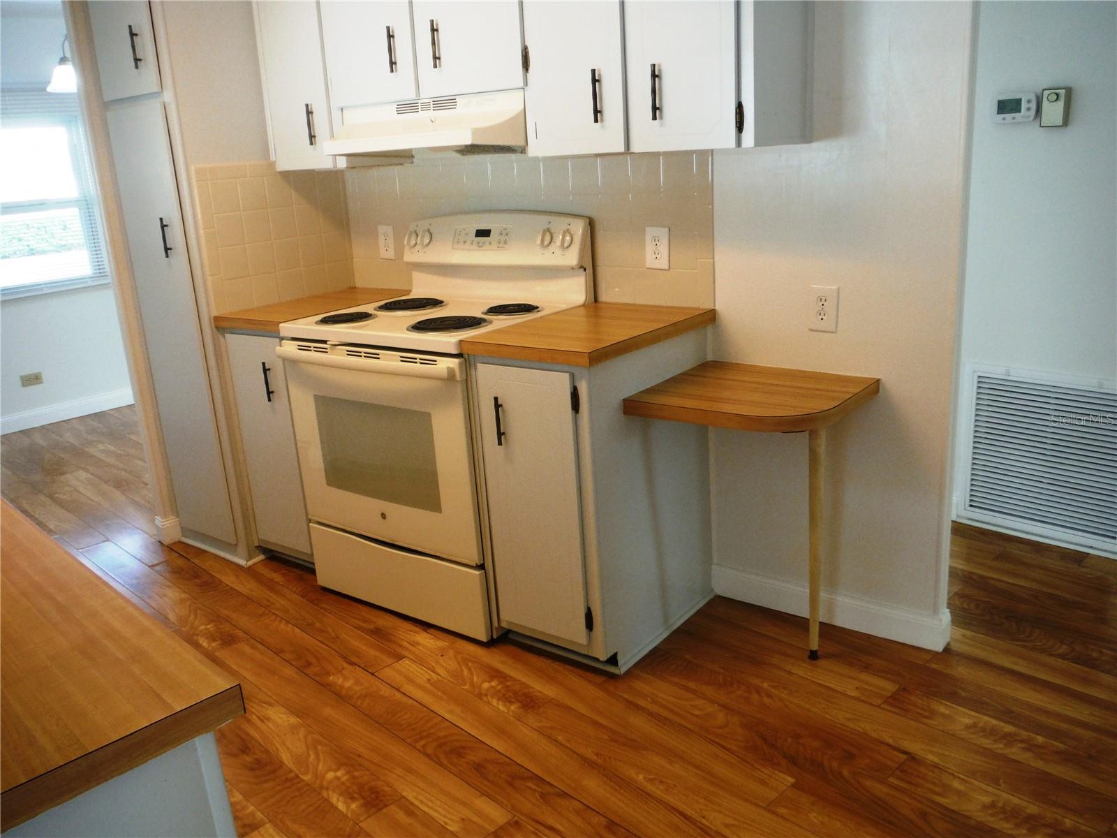 Photo 7 of 90 CHESTNUT DR #11