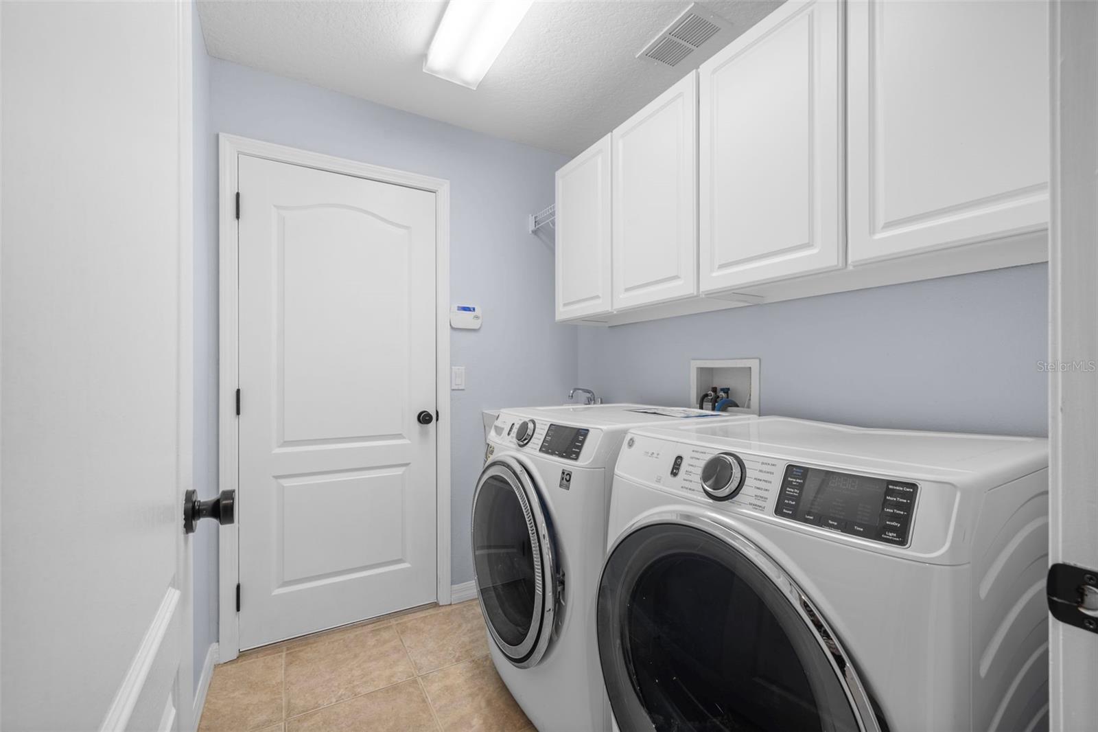Photo 5 of 10101 PADDOCK OAKS DR