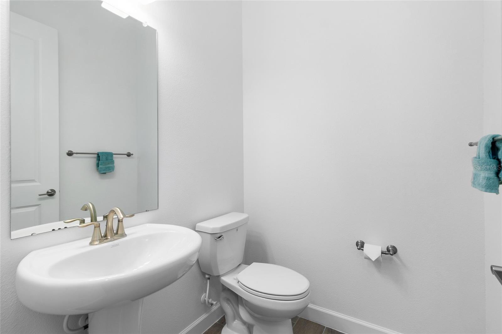 Photo 5 of 10864 BANYAN BREEZE BLVD