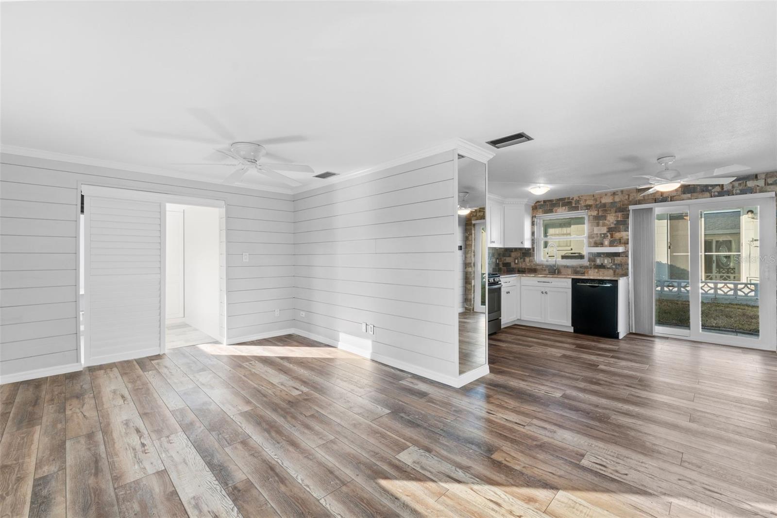 Photo 6 of 12400 PARK BLVD #213