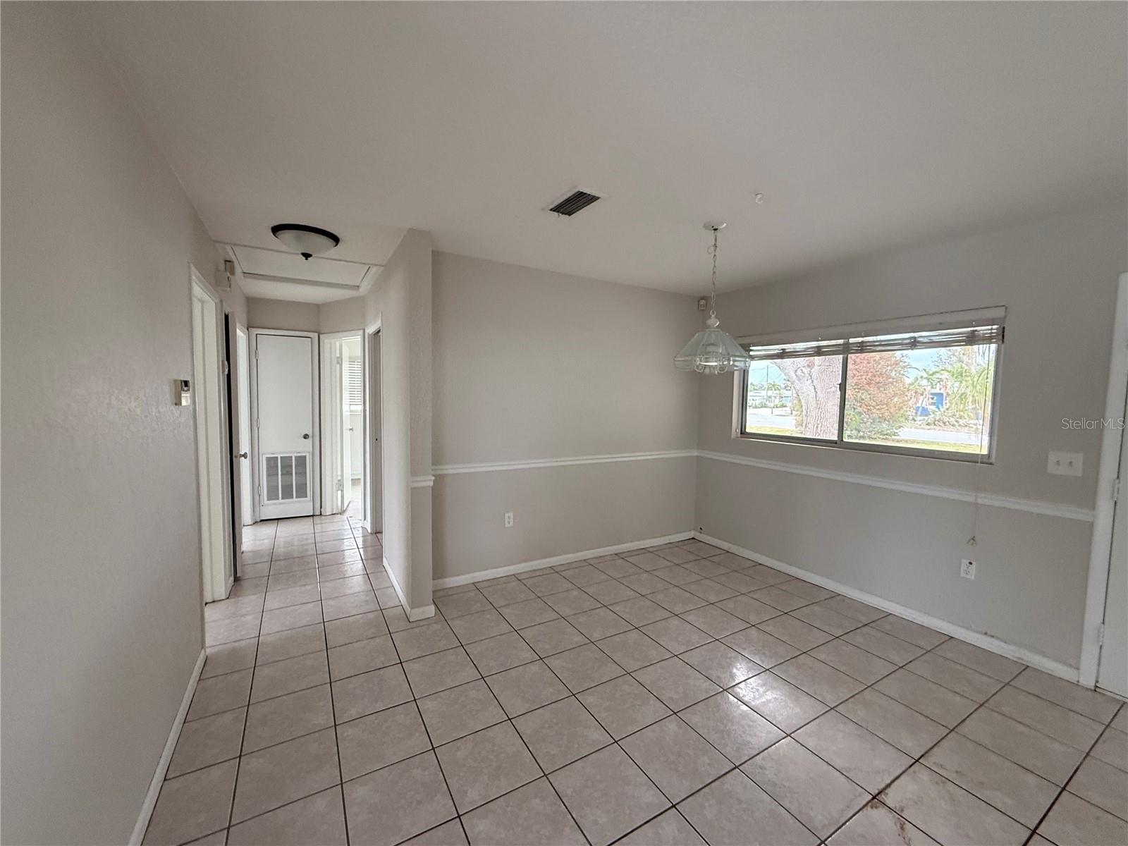 Photo 6 of 348 BAHIA VISTA DR