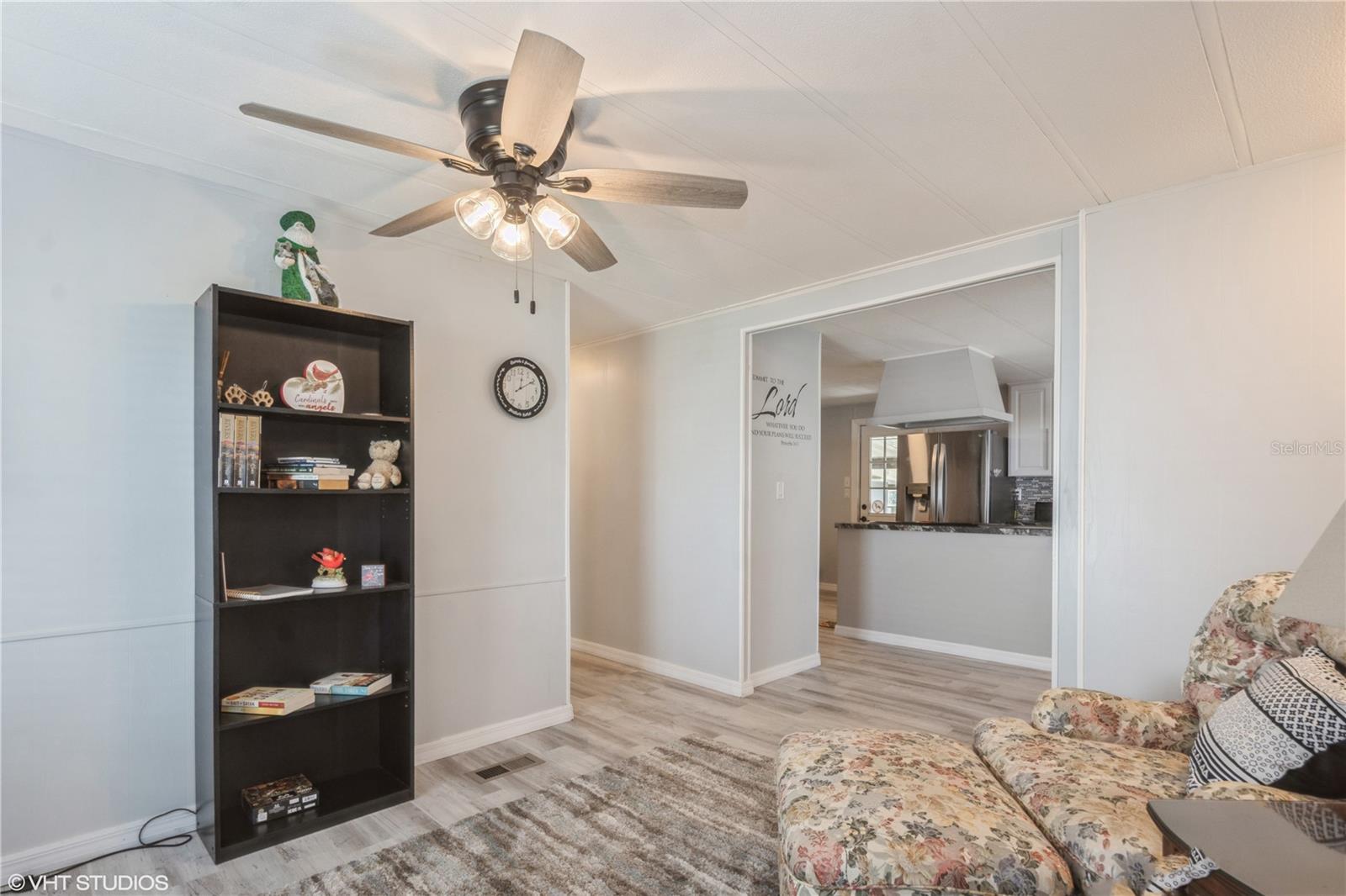 Photo 6 of 233 TARPON LN