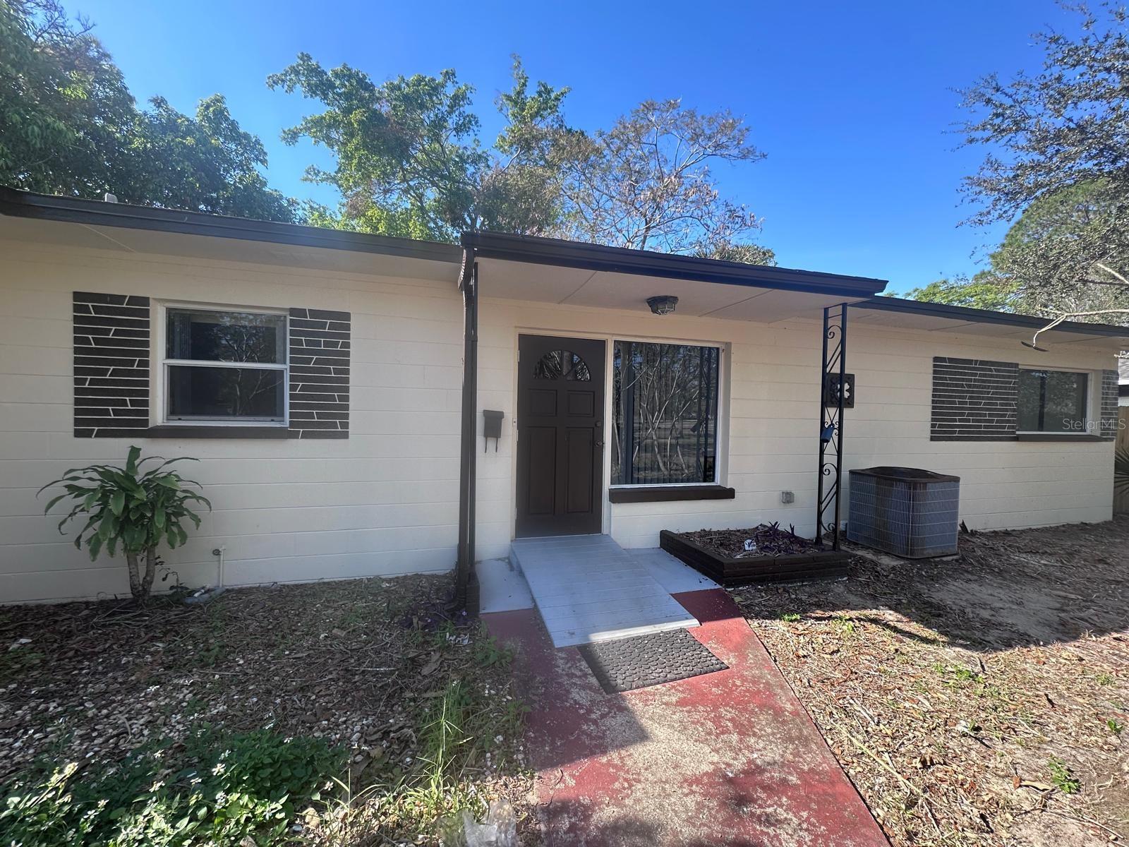 Photo of 6810 DR MARTIN LUTHER KING JR ST N