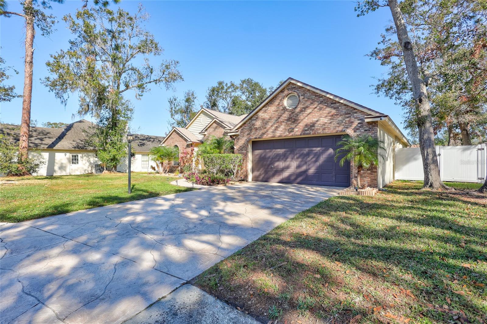 Photo 2 of 3810 HOLLOW WOOD DR