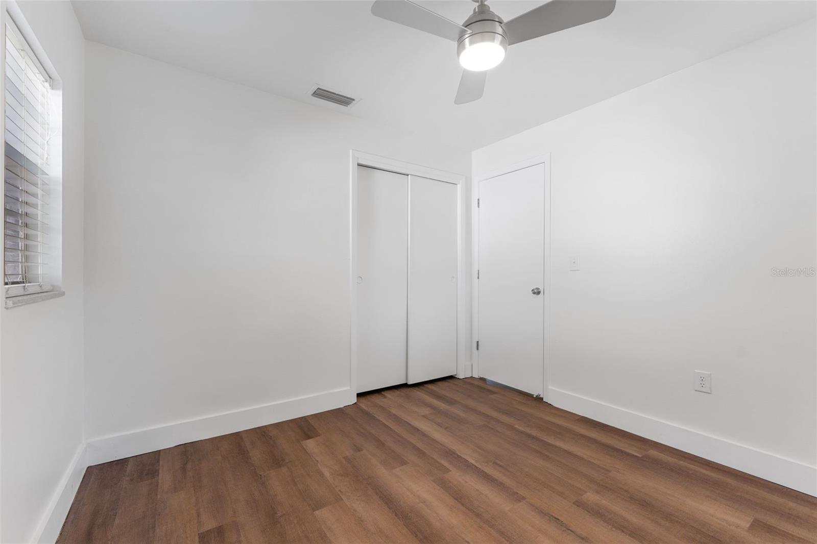 Photo 6 of 10206 LOLA ST