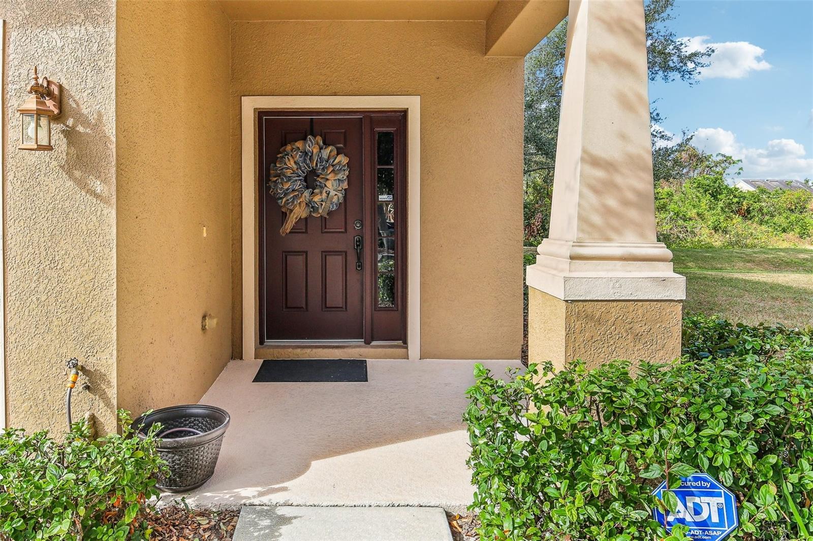 Photo 2 of 12821 AVELAR MANOR PL