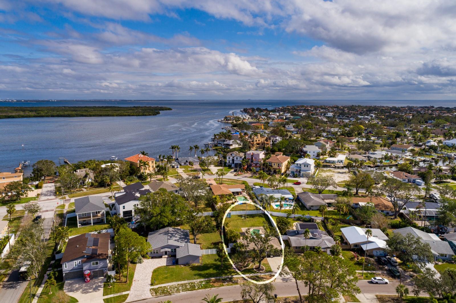 Photo of 5801 VENETIAN BLVD NE
