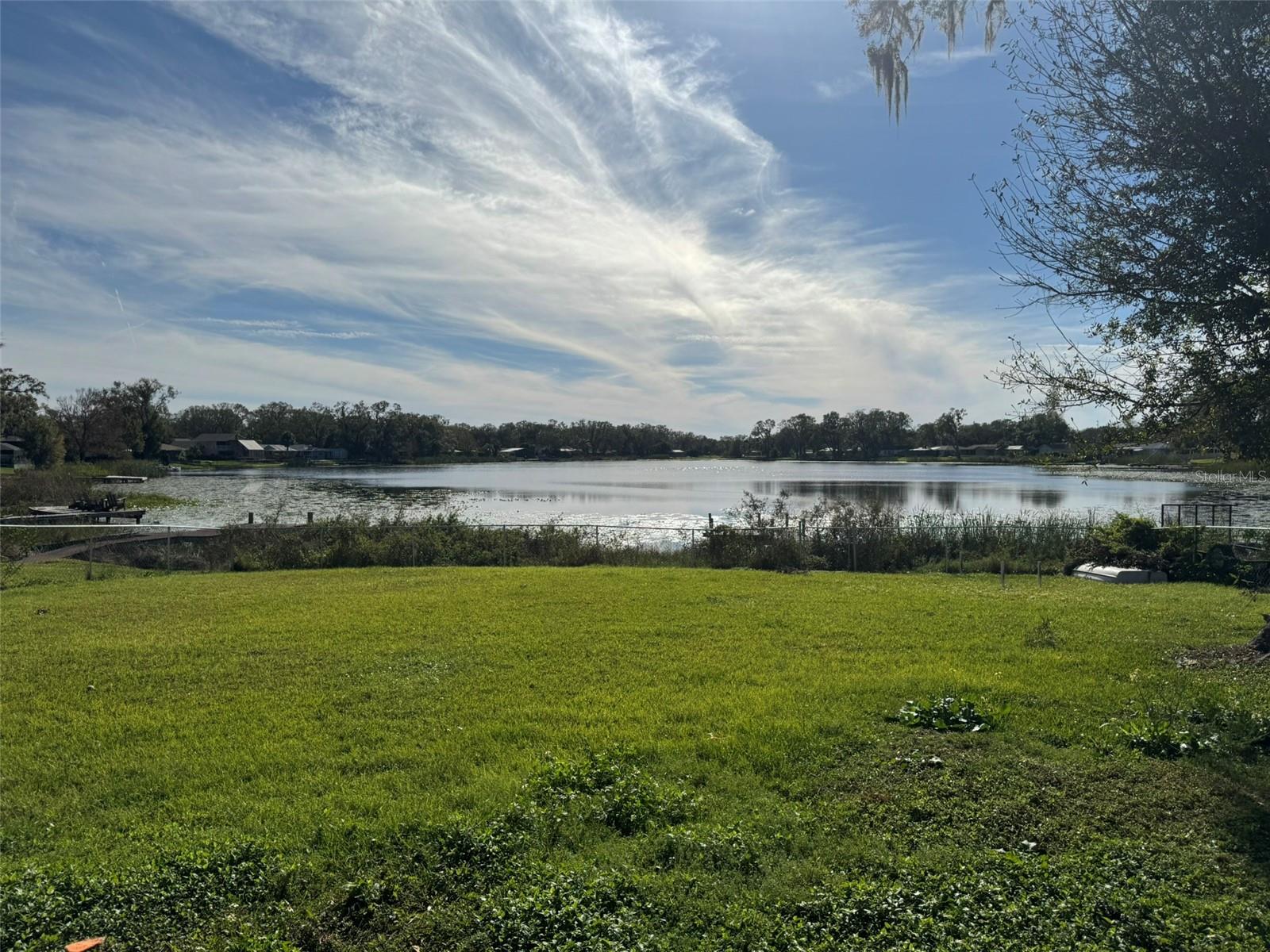 Photo 4 of 3922 LAKE JOYCE DR