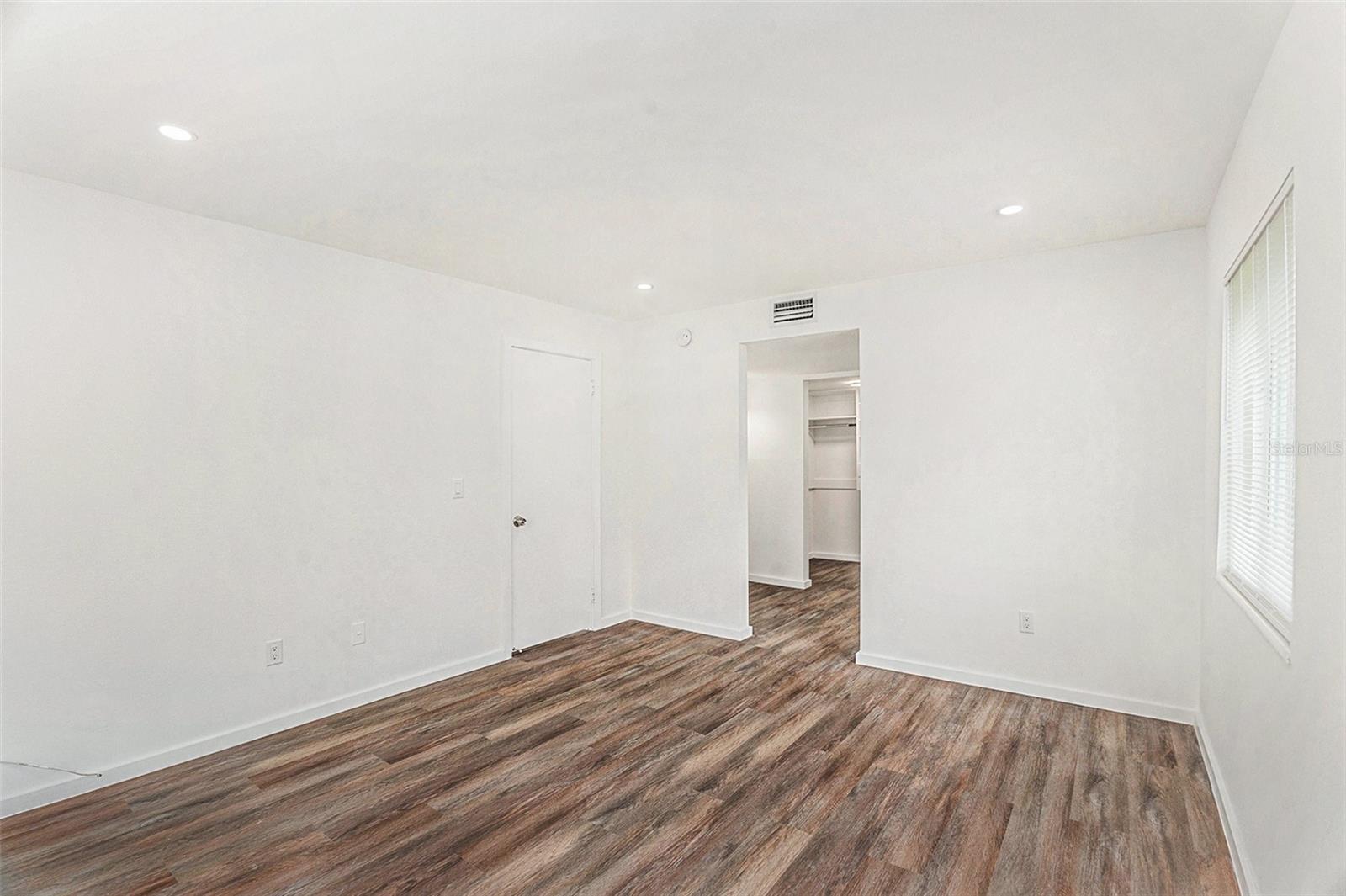 Photo 7 of 801 83RD AVE N #120