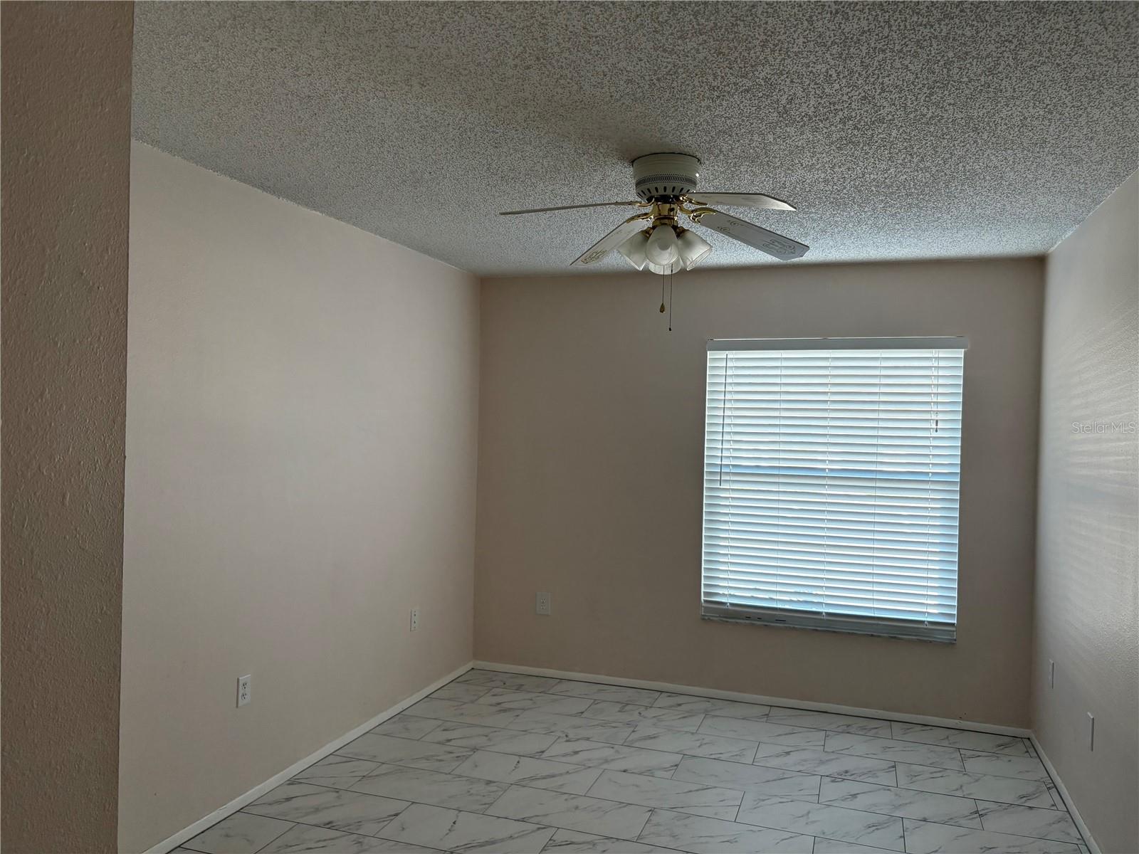 Photo 5 of 6177 CHESHAM DR #5