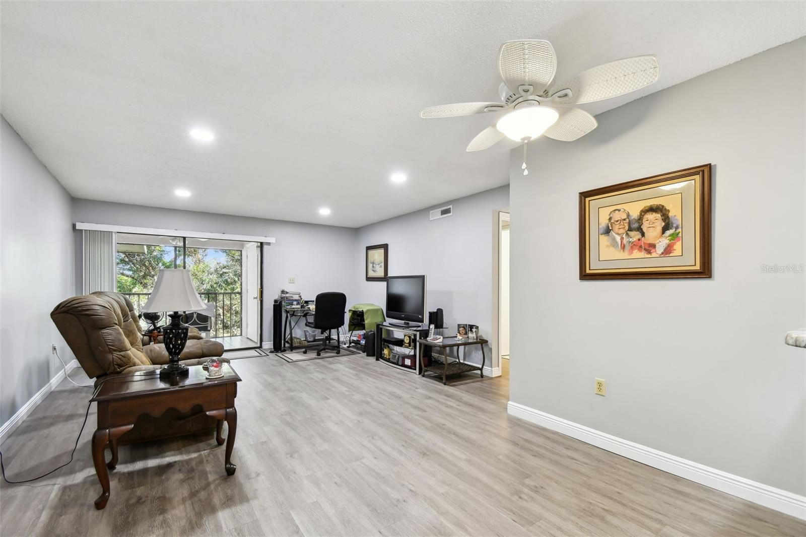 Photo 5 of 2650 COUNTRYSIDE BLVD #C309