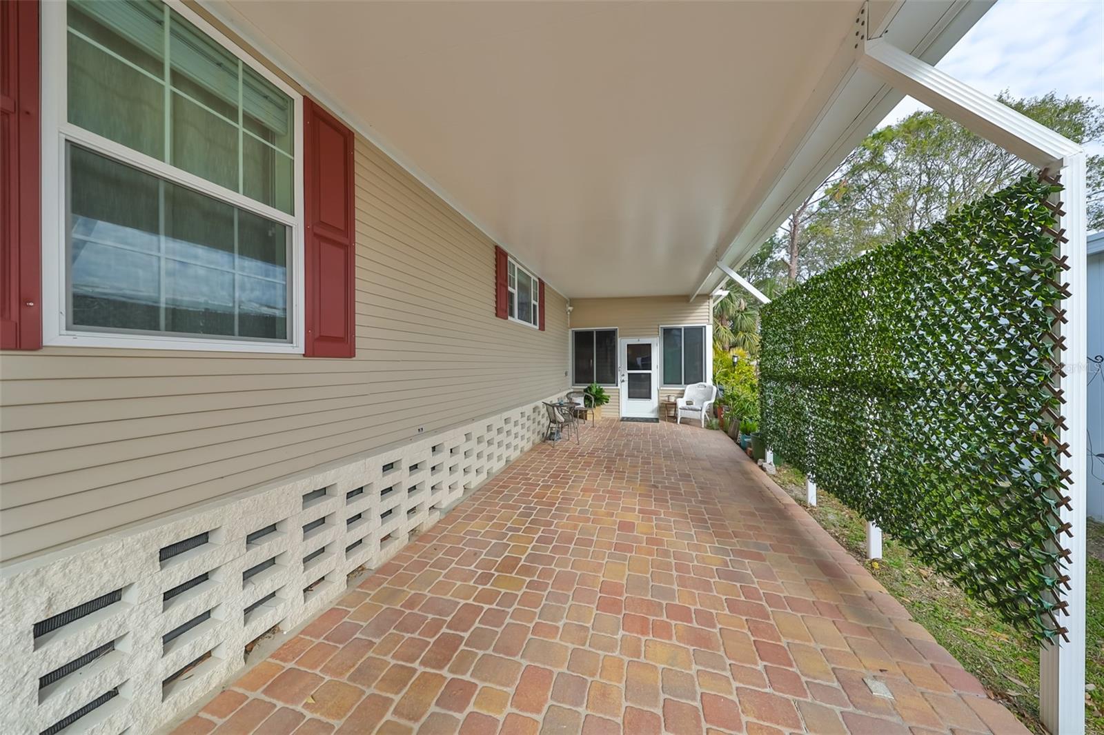 Photo 3 of 1001 STARKEY RD #398