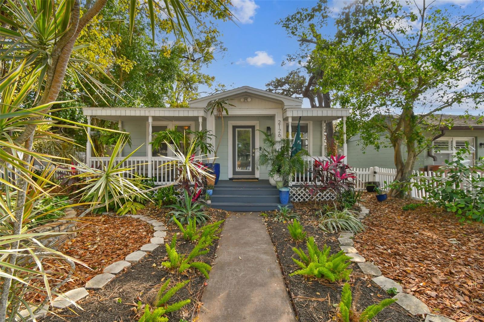 Photo of 2126 7TH AVE N