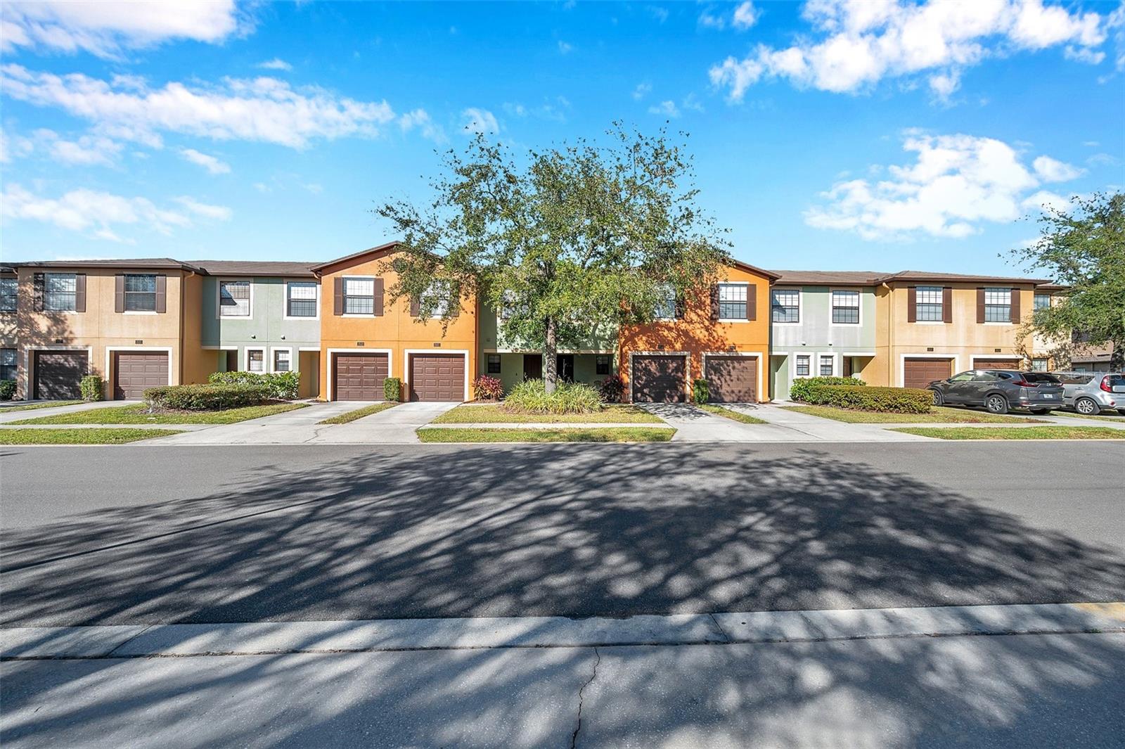 Photo of 2517 EDGEWATER FALLS DR