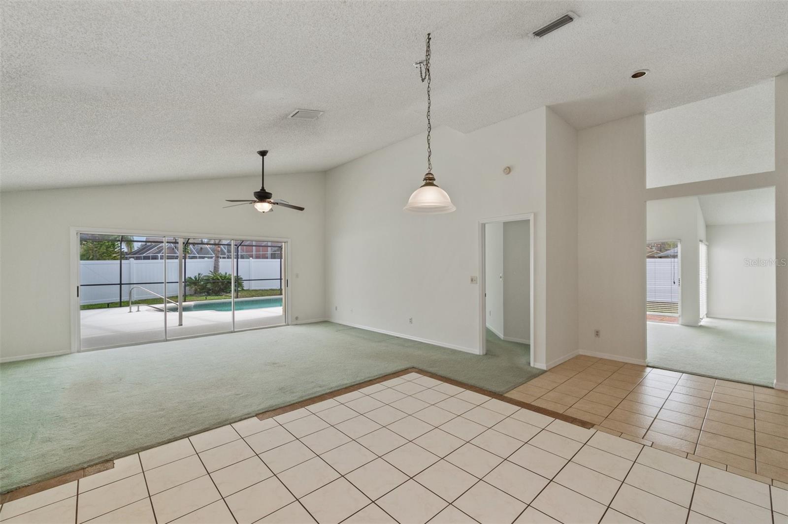 Photo 7 of 9010 QUAIL CREEK DR